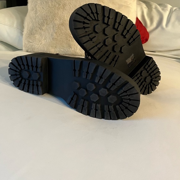 SHEIN - Picture 4 of 12